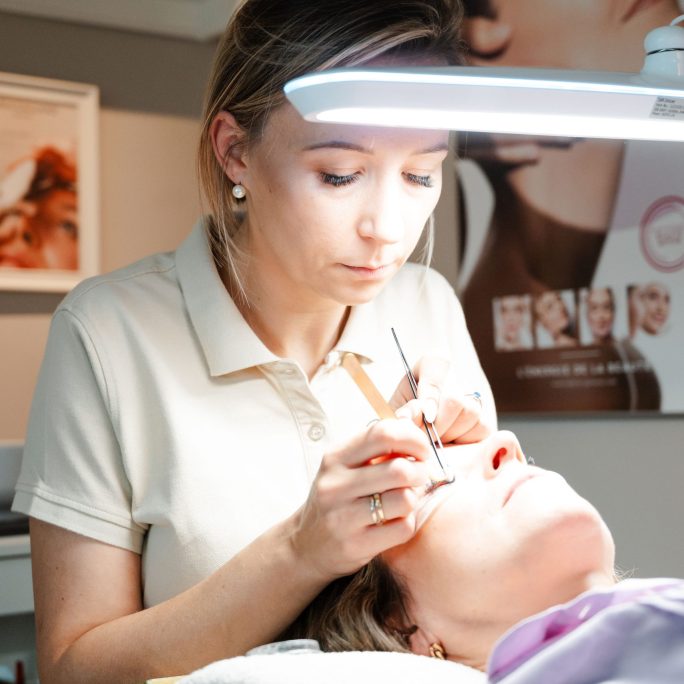 wimperextensions ophasselt geraardsbergen ninove brakel zottegem